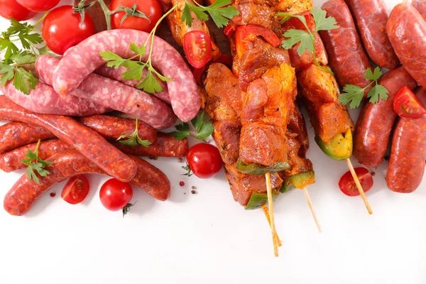 Carne Cruda Surtida Para Barbacoa Aislada Sobre Fondo Blanco —  Fotos de Stock