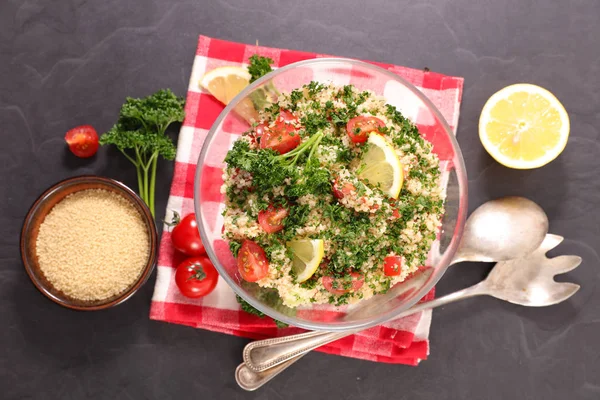 Zelfgemaakte Verse Tabbouleh Close Shot — Stockfoto