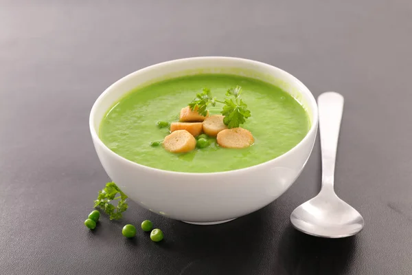 Чаша Зеленого Овощного Супа Гренки — стоковое фото