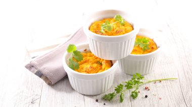 Havuçlu turta ya da sufle, gurme aperatifi.