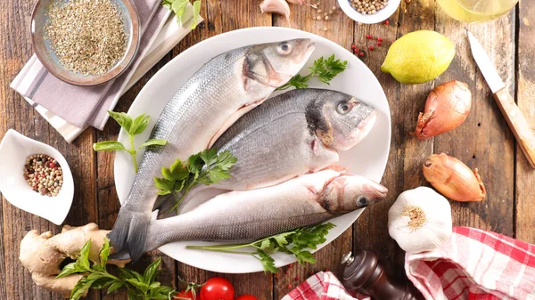 Сырая Рыба Дорадо Ингредиентом Рецепта — стоковое фото