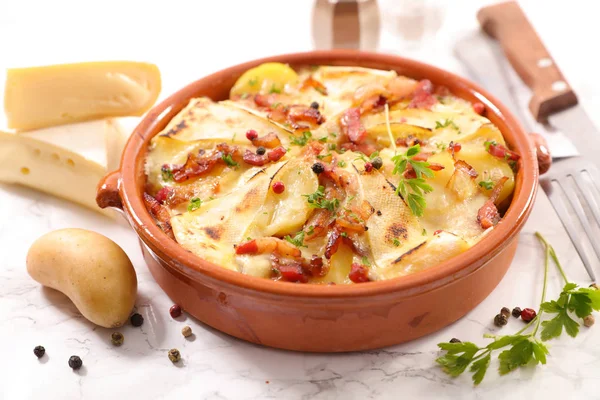 Tartiflette Prato Gastronomia Francesa Com Batata Bacon Queijo — Fotografia de Stock