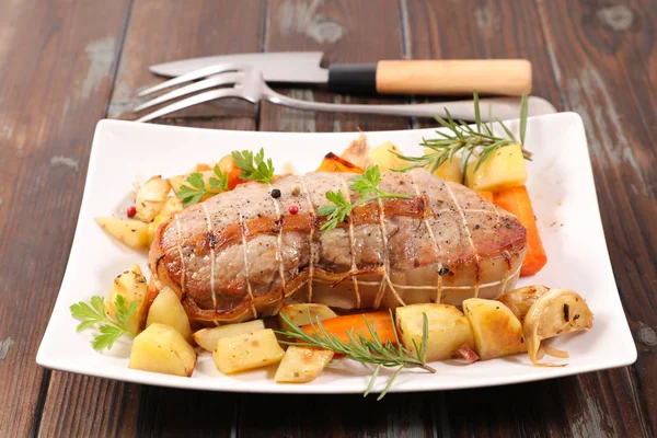 Roasted Beef Veal Vegetable Herbs — Stock Photo, Image