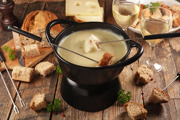 Cheese Fondue Wine Bread French Winter Dish — Stock Photo, Image