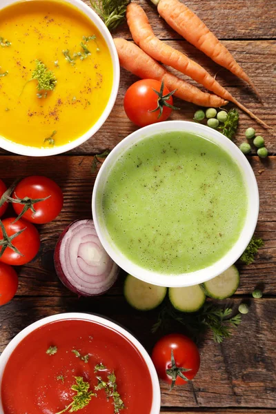 Tazón Sopa Verduras Ingrediente Vista Superior Fondo Madera —  Fotos de Stock