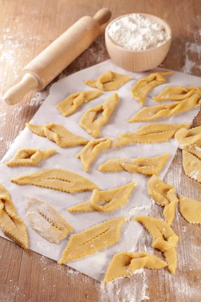 Traditionella Franska Bugnes För Karneval Deg Och Ingrediens — Stockfoto