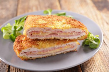 Cordon bleu- jambonlu ve peynirli tavuk fileto