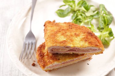 Cordon bleu- jambonlu ve peynirli tavuk fileto