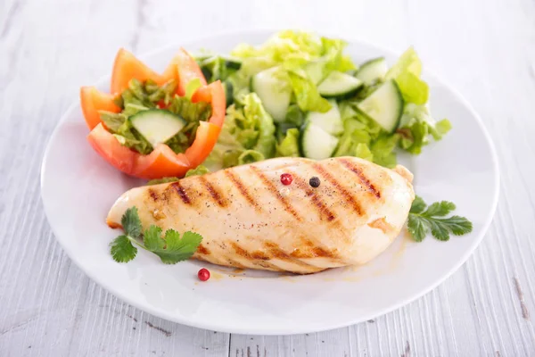 Chicken Fillet Vegetable Salad — Stock Photo, Image