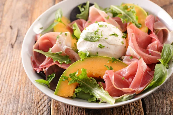 Mozzarella Melone Schinken Und Salat — Stockfoto