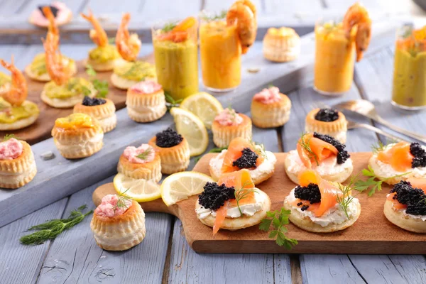 Assortiment Canapés Buffet — Photo