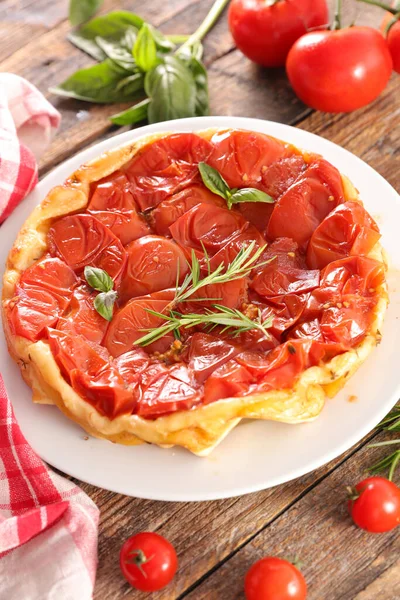 Tomato Quiche Rosemary Tomato Tart Tatin — Stock Photo, Image