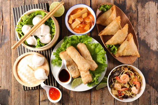 Asian Food Selection Spring Roll Noodles Soup Dumpling Sauce — Stock Photo, Image