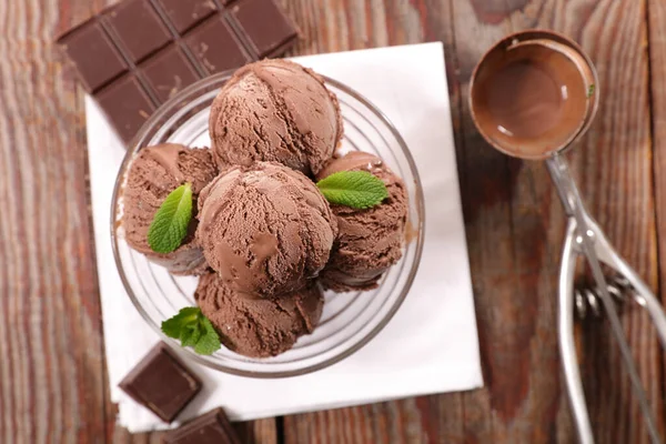 Ciotola Gelato Cioccolato — Foto Stock