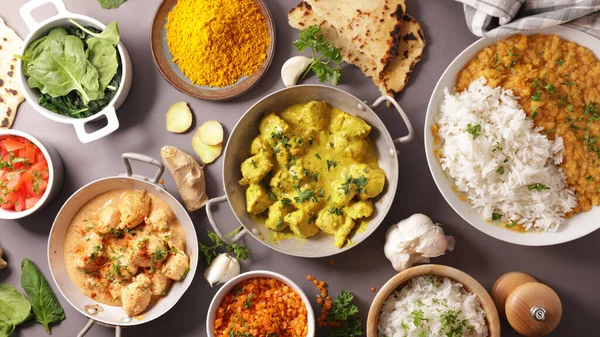 Assorted Indian Food Chicken Tikka Masala Curry Lentil Dal Naan — Stock Photo, Image