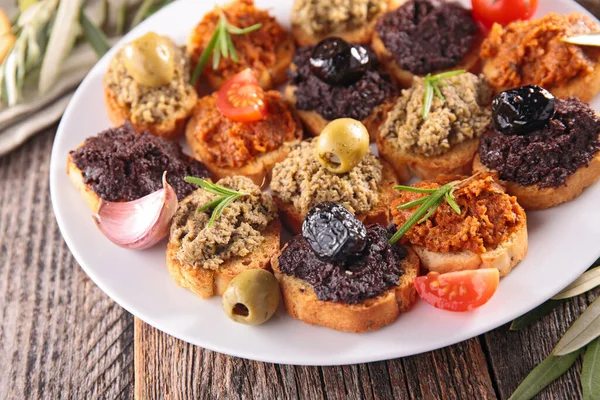 Assorted Canape Tapenade — Stock Photo, Image