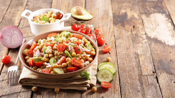 Salade Pois Chiches Avec Tomate Avocat — Photo