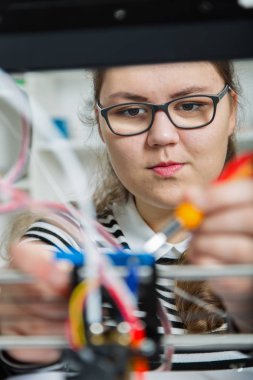 Eğitim, çocuk, teknoloji, 3d printe ile evlat