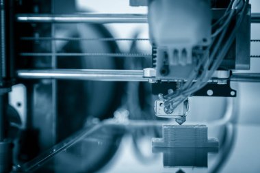 Elektronik üç boyutlu plastik yazıcı sırasında iş, 3d, yazdırma.