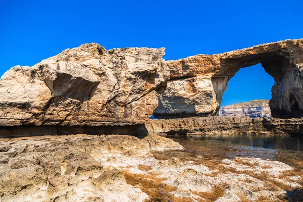 Gozo, Malta - Vista panorámica de la hermosa ventana azul . — Foto de Stock