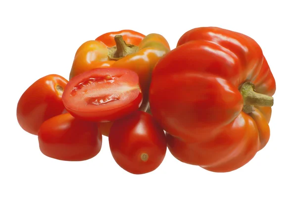 Zwei süße Paprika mit Tomaten — Stockfoto