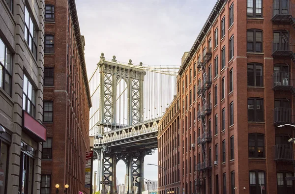Famous Manhattan Bridge — Stock Photo, Image