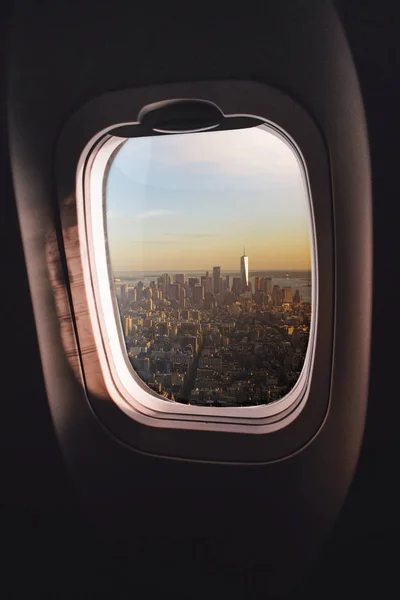 Flygplan fönstret New York City — Stockfoto