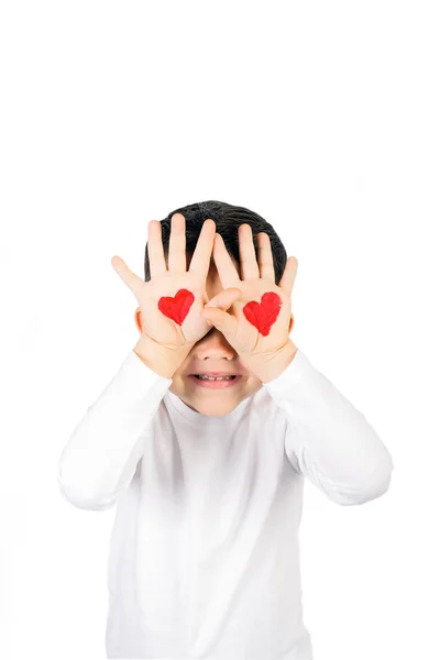 Junge versteckt sein Gesicht — Stockfoto