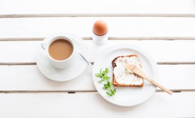 Ev yapımı sağlıklı kahvaltı