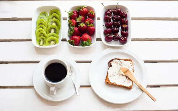 Ev yapımı sağlıklı kahvaltı