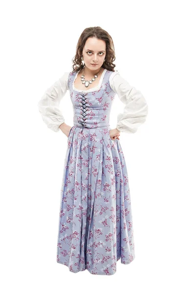 Ung vacker kvinna i långa medeltida klänning isolerade — Stockfoto