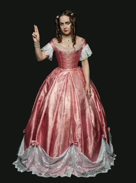 https://st3.depositphotos.com/1027404/16885/i/450/depositphotos_168855196-stock-photo-beautiful-woman-in-medieval-dress.jpg