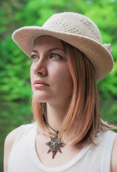 Beautiful woman portrait in hat outdoor — Stock Photo, Image