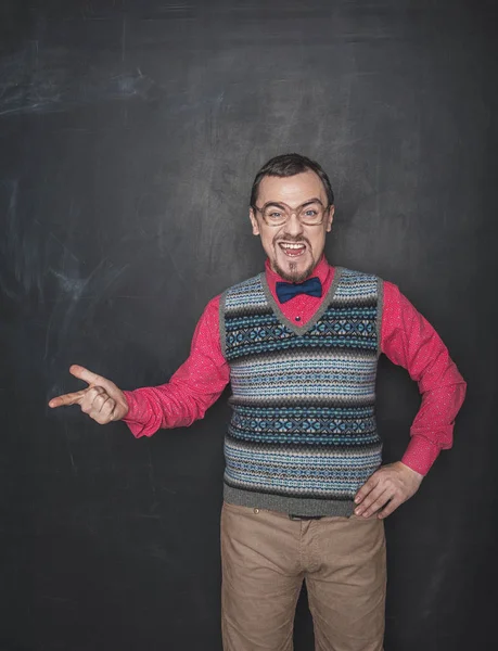 Angry Business man of leraar op Blackboard — Stockfoto