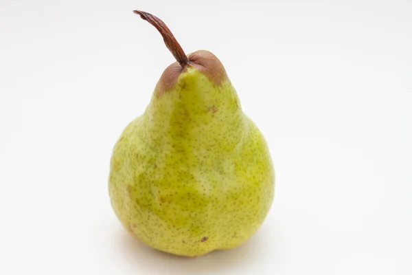 Green Ripe Pear White Background — Stock Photo, Image