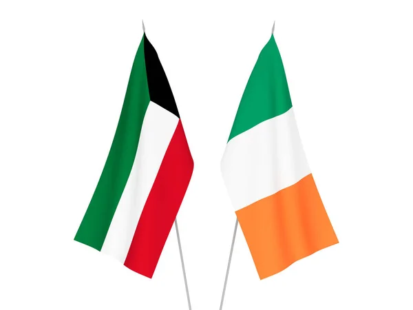 Прапори Ірландії та Кувейту — стокове фото