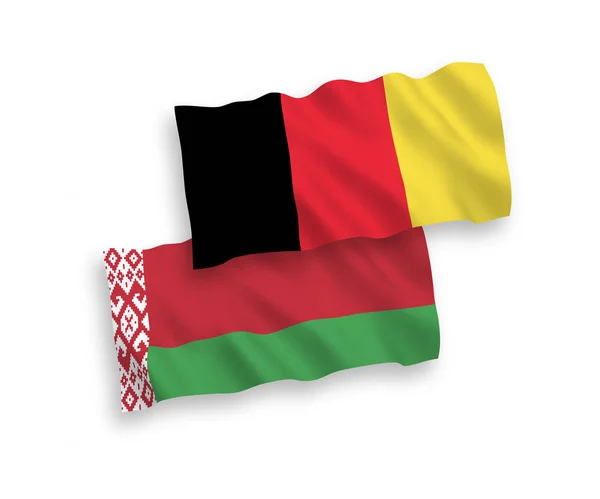 白色背景的比利时和白俄罗斯国旗 — 图库矢量图片