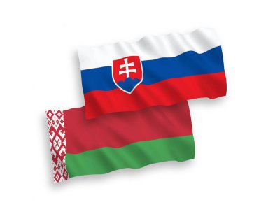 Beyaz arka planda Slovakya ve Belarus bayrakları