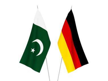 Almanya ve Pakistan bayrakları