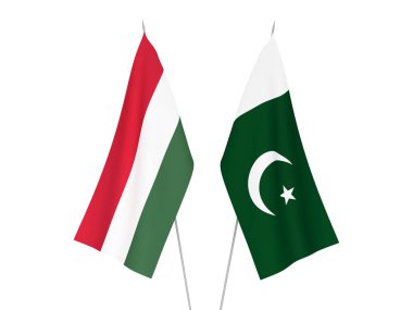 Pakistan ve Macaristan bayrakları