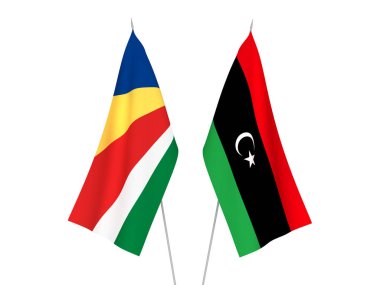 Libya ve Seyşeller bayrakları