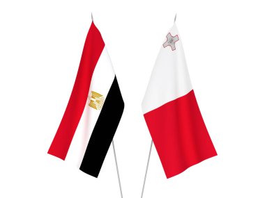 Mısır ve Malta bayrakları
