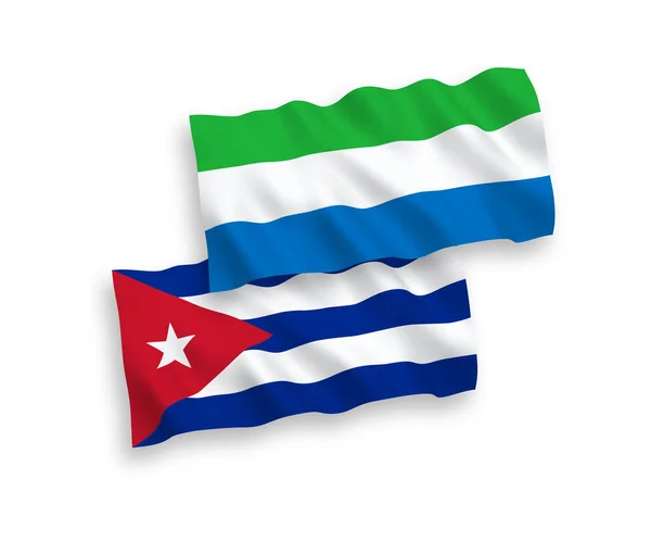 Flags of Sierra Leone and Cuba on a white background — 스톡 벡터