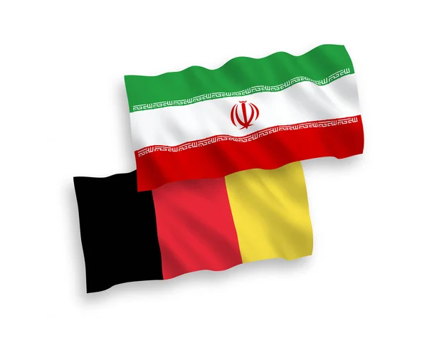 Flagi Belgii i Iranu na białym tle — Wektor stockowy