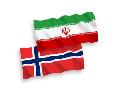 Beyaz arka planda Norveç ve İran bayrakları