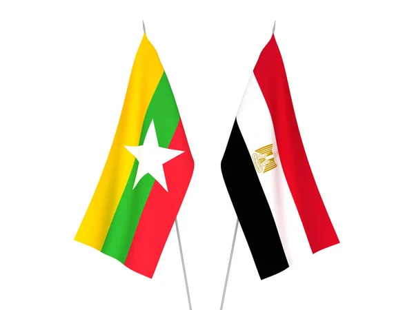 Vlaggen van Myanmar en Egypte — Stockfoto