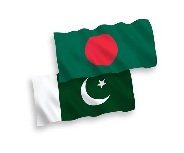 Drapeaux Nationaux Vectoriels Ondes Tissu Pakistan Bangladesh Isolés Sur Fond — Image vectorielle