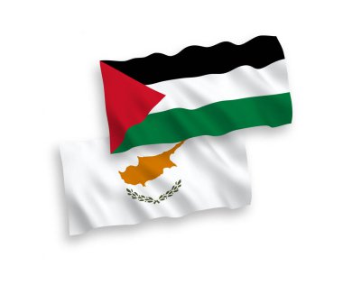 Beyaz arka planda, Kıbrıs ve Filistin 'in ulusal taşıyıcı kumaş bayrakları izole edildi. 1 'e 2 oranında.