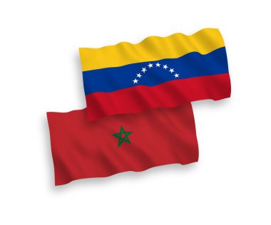 Beyaz arka planda Venezuela ve Fas 'ın ulusal taşıyıcı kumaş bayrakları izole edildi. 1 'e 2 oranında.