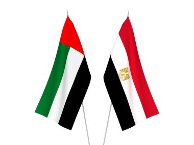 Beyaz arka planda Mısır ve Birleşik Arap Emirlikleri 'nin ulusal kumaş bayrakları izole edildi. 3d resimleme.